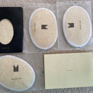 - 5 NEW Loofah pads bath body mitt sponge, scrubs exfoliates the skin